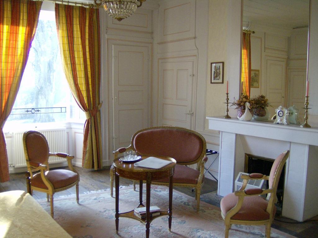 Le Chateau De Prauthoy Habitación foto